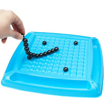 Magnetic checkers – Board game with 20 Magnets