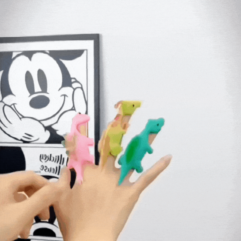 Dinopult – Stretchy & sticky dinosaur toys