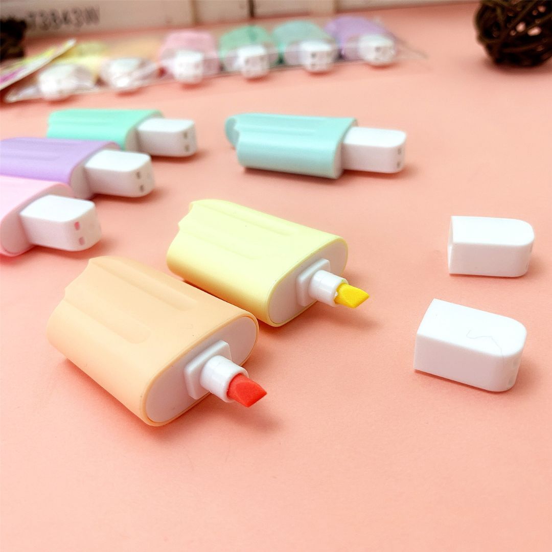 Set of 6 ice cream-shaped highlighters